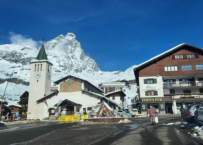 Beautiful 3-room Ski-in Ski-out Cervinia דירה